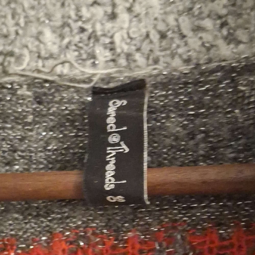 Sacred Threads Gray And Red Patterned Cardigan - image 2